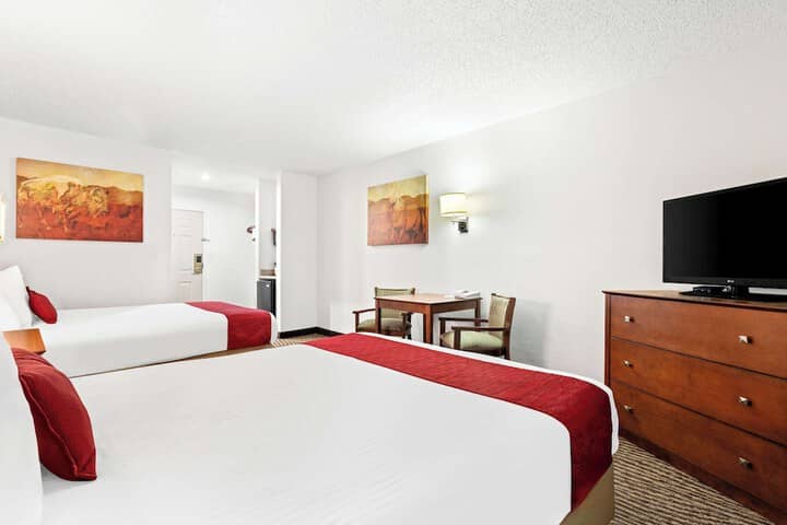 Room 14 of 30